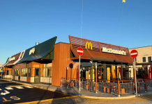 Dà fuoco alle paratie del McDonald’s di Goito: 31enne denunciato per danneggiamento