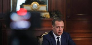 Russia, Medvedev: “Il rischio di una guerra mondiale è molto alto”