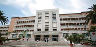 Bimbo con cuore danneggiato a Napoli, il legale: “Per Bambino Gesù non è più trapiantabile”