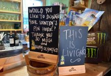 Milano Cortina, è ‘pins-mania’: da Bormio a Livigno, anche i locali le chiedono (al posto delle mance)