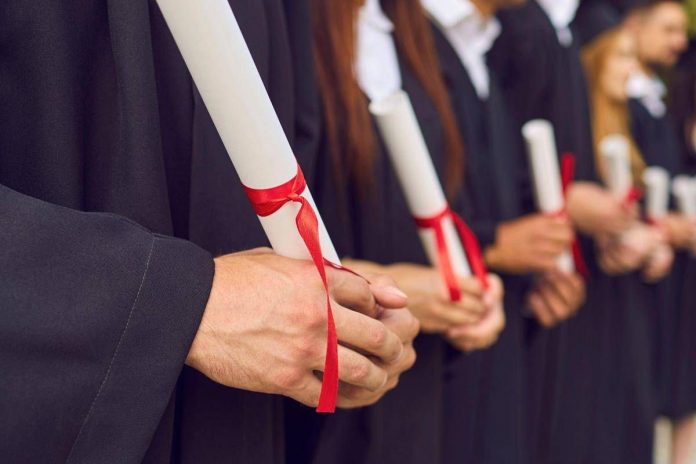 universita-italia-canva