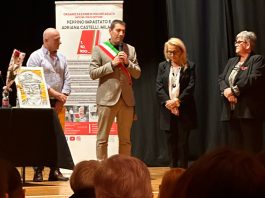 Viadana, impegno antimafia: benemerenza a Catia Silva nella serata con Mongiovì