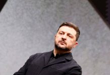 Ucraina, Zelensky: “Trump chiede concessioni a noi ma non a Putin”