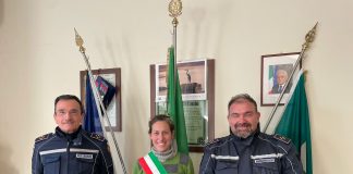 Segnalazione civica e intervento rapido della Polizia Locale: auto rubata torna al proprietario