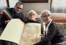 Il sindaco Bottani festeggia i 105 anni di Rosina Maffezzoli esempio per Curtatone