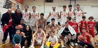 Basket, gli Stings schiantano l’Olimpia Castello con un ultimo quarto da urlo: finisce 100-81