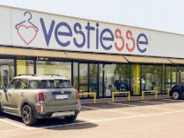 Paura a Cerese per un incendio al Vestiesse: Vigili del Fuoco salvano il magazzino