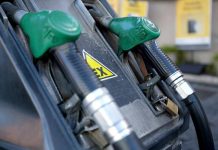 Carburanti, l’ondata di rincari continua: schizzano i prezzi per benzina e gasolio