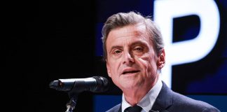 “Difendere la libertà”: Calenda venerdì presenta il suo libro al Bibiena con Bonetti