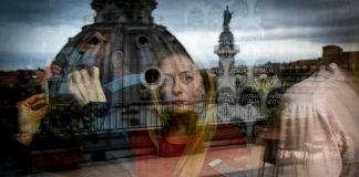 Effetto referendum sul voto, giù FdI e su Pd e M5S: sondaggio politico