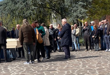 Tony Caranci, l’ultimo viaggio tra musica, affetto e commozione