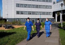 Gb, epidemia di meningite nel Kent: saliti a 27 i casi fra confermati e sospetti con 2 morti