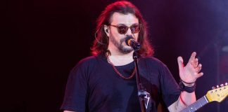 Grignani, stop ai concerti per problemi di salute: “Torno presto”