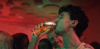 Birra Heineken lancia nuova campagna su scelta analcolica