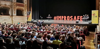 La sicurezza spiegata ai giovani attraverso il teatro. Al Sociale lo spettacolo “ImproSafe”