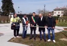 Basket e giochi per bambini: inaugurato a Cizzolo il parco intitolato a don Bruno