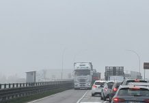 Incidente sul ponte a Motteggiana, coinvolto un mezzo pesante. Traffico bloccato