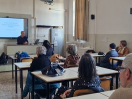 A tavola con i romani: niente forchetta e coltello, solo cucchiaio e cena sdraiati