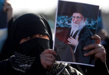 Iran, chi guida il Paese dopo l’uccisione di Khamenei: le 4 figure chiave