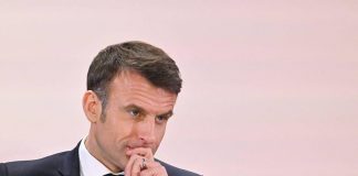 Attacco all’Iran, Macron dispiega la portaerei Charles De Gaulle