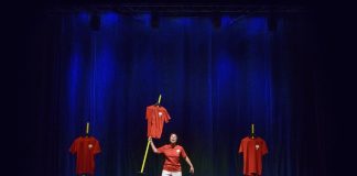 “No Look” chiude la rassegna teatrale di Asola tra comicità e riflessione