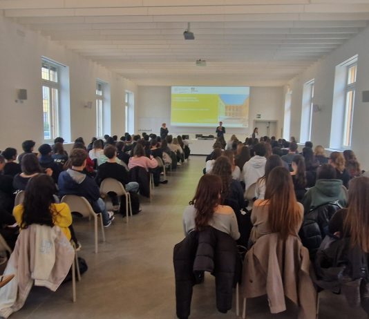 Politecnico, numeri in crescita: oltre 350 all’open day. “Studenti seguiti anche dopo la laurea”