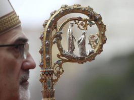 Israele impedisce a cardinale Pizzaballa accesso a Santo Sepolcro per messa domenica delle Palme. Meloni: “Un’offesa”, Tajani convoca l’ambasciatore