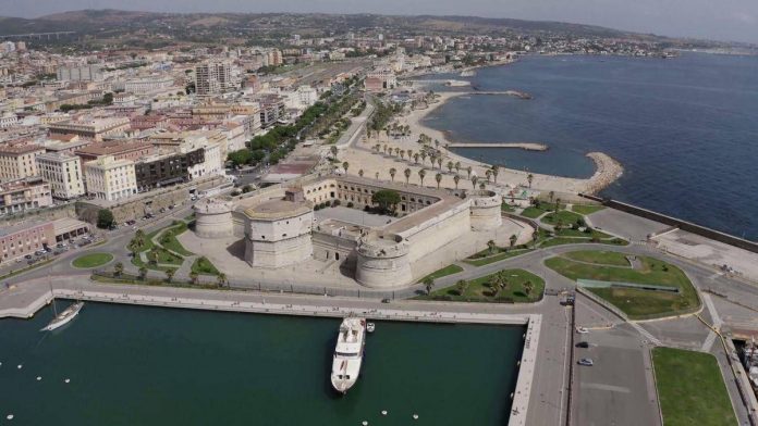 porto_civitavecchia_comm