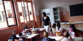 Pediatra, ‘alunni non lucidi alle 8? Vero, modulare lezioni su ritmi circadiani’