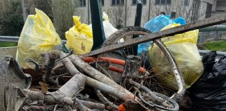 Maxi pulizia a Castel d’Ario: lavandini, televisori e copertoni tra i rifiuti abbandonati