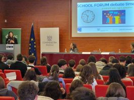 Europa sotto esame allo School Forum, Novellini (Confindustria): “emozionante la passione dei ragazzi”