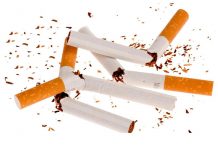 Campagna per aumentare di 5 euro il costo delle sigarette, raccolte 35mila firme