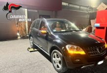 Curtatone, spaccata all’Unieuro: via tablet e smartwatch per 60mila euro