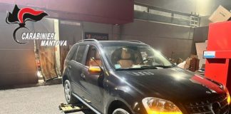 Curtatone, spaccata all’Unieuro: via tablet e smartwatch, colpo da 60mila euro