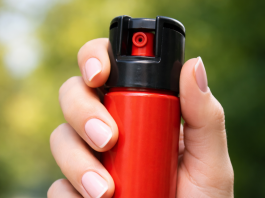 Mantova, la lista De Marchi l’8 marzo omaggia le donne con lo spray antiaggressione