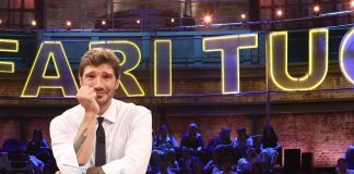 Affari Tuoi, stasera non va in onda: ecco quando torna De Martino