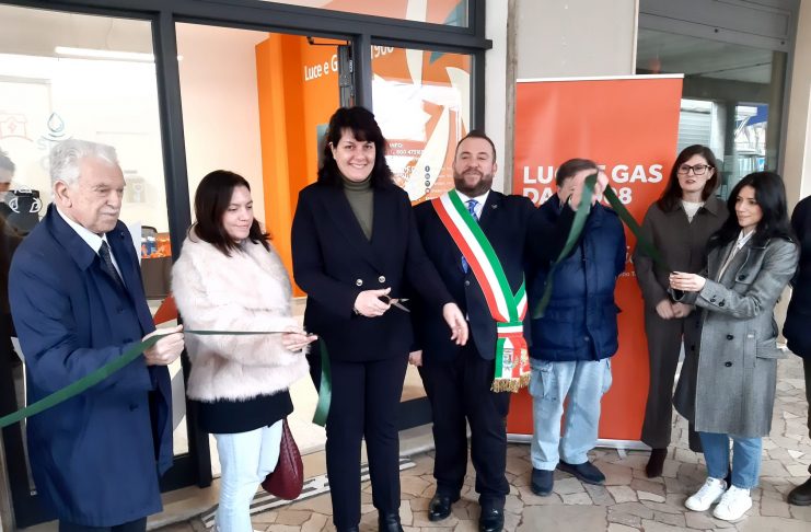 Inaugurato a Poggio Rusco il nuovo sportello Tea per acqua ambiente ed energia