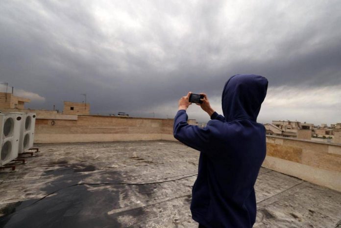 teheran_nuvole_nere_pioggia_acida_afp