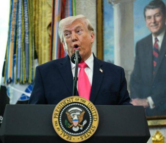 Trump: “Iran ha mandato un regalo, vuole accordo”. Teheran smentisce negoziati