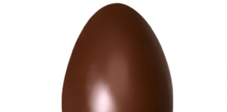 “Possibili frammenti metallici nel cioccolato”, uova di Pasqua richiamate dal Ministero