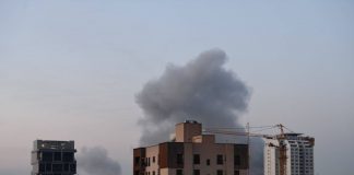 Esplosioni a Teheran e in altre città dell’Iran, risposta missilistica su Tel Aviv