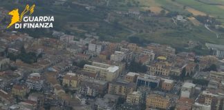 Cellulari in carcere per comunicare con i clan della ‘Ndrangheta, 46 indagati