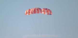 Artemis 2 missione compiuta, Orion è tornata sulla Terra