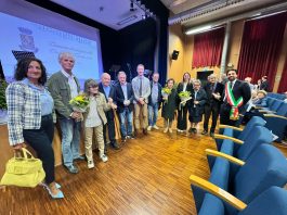 San Giorgio Bigarello premia le sue eccellenze: auditorium gremito per le onorificenze civiche