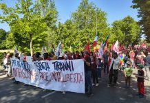 Festa della Liberazione, in 3mila in corteo a Mantova “per un mondo senza tiranni”