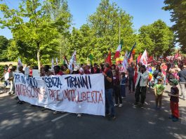 Festa della Liberazione, in 3mila in corteo a Mantova “per un mondo senza tiranni”