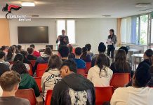 Medole, studenti a lezione di legalità con i Carabinieri