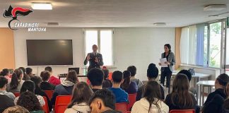 Medole, studenti a lezione di legalità con i Carabinieri
