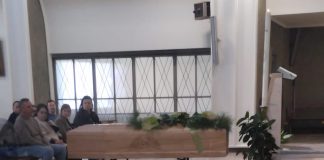 Dolore e incredulità ai funerali del professor Zecca, morto a soli 36 anni