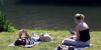Ecco il caldo record sull’Italia, picchi fino a 28°C: le previsioni meteo